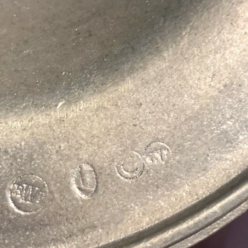 Wilton vintage Covered pewter Casserole with Handles 2.5 quart